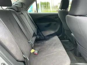 Toyota Yaris 2009 Silver