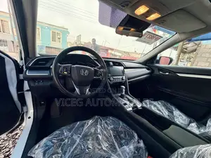 Honda Civic EX-L 2021 White