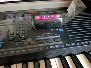 Yamaha Psr230