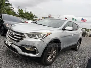 Hyundai Santa Fe SE 2012 Silver