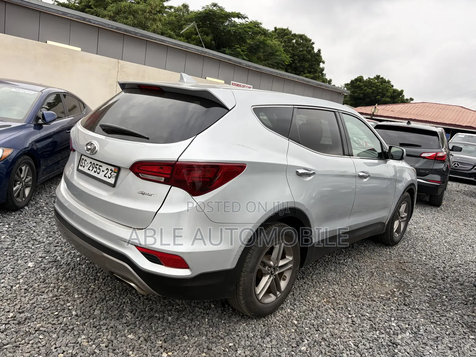Hyundai Santa Fe SE 2012 Silver