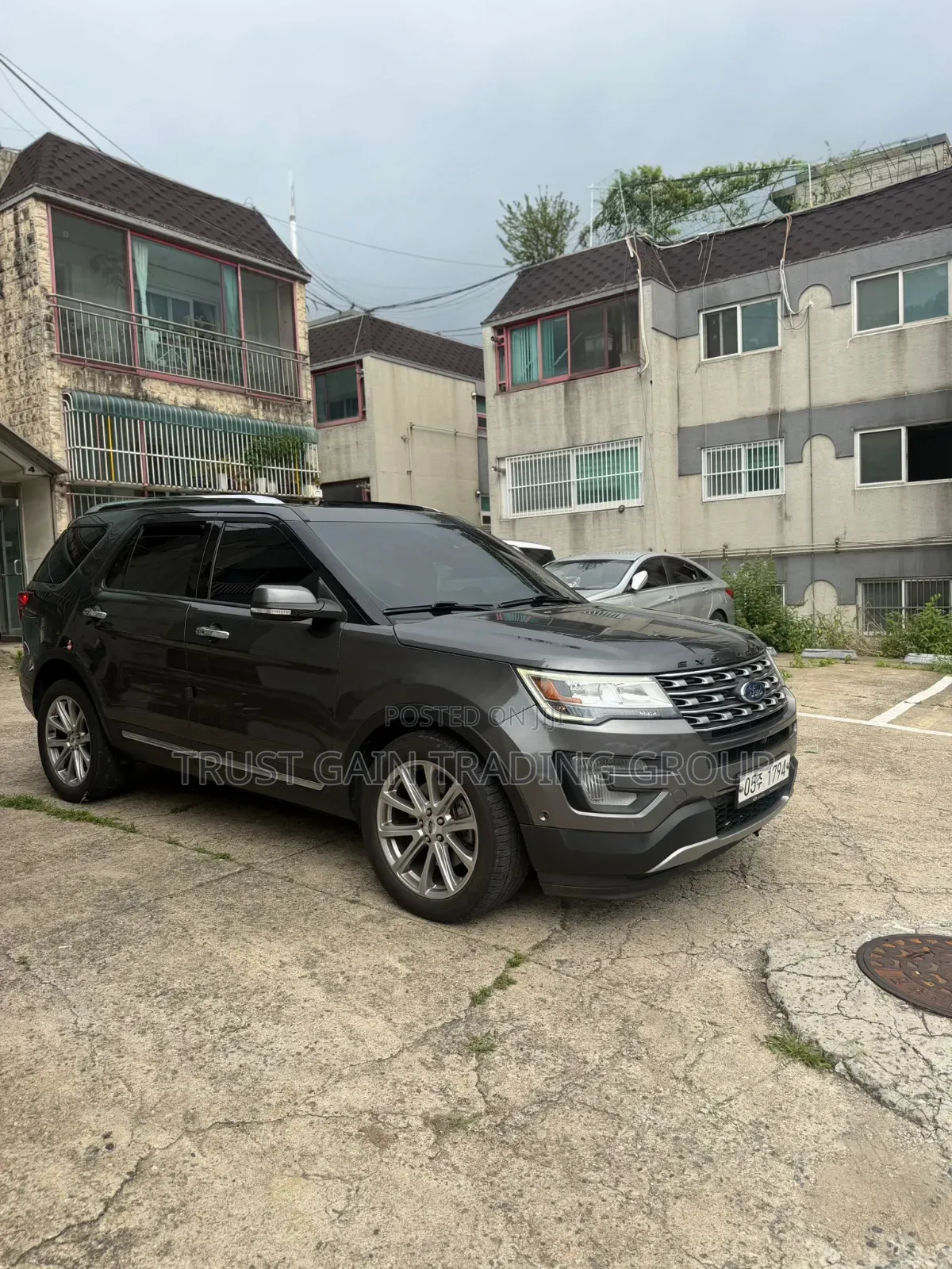 Ford Explorer Base 4dr 4x4 (2.3L 4cyl 6A) 2017 Silver