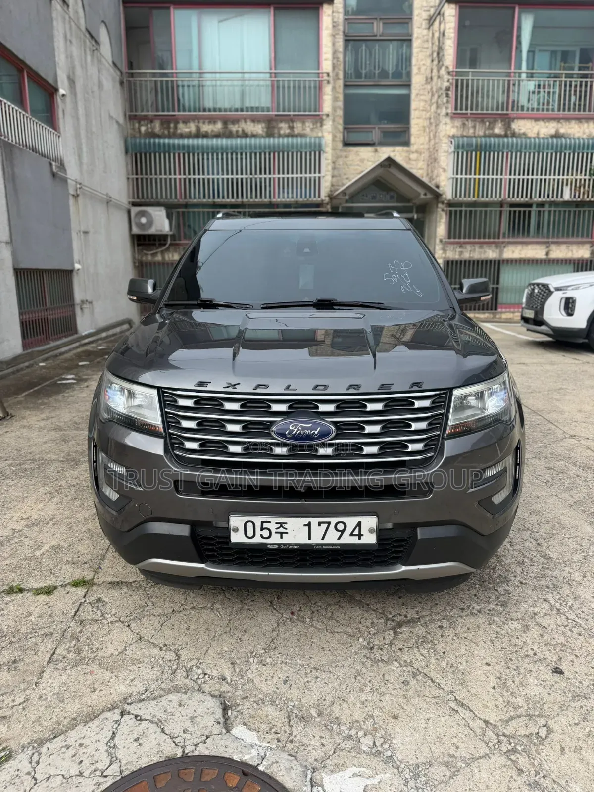 Ford Explorer Base 4dr 4x4 (2.3L 4cyl 6A) 2017 Silver
