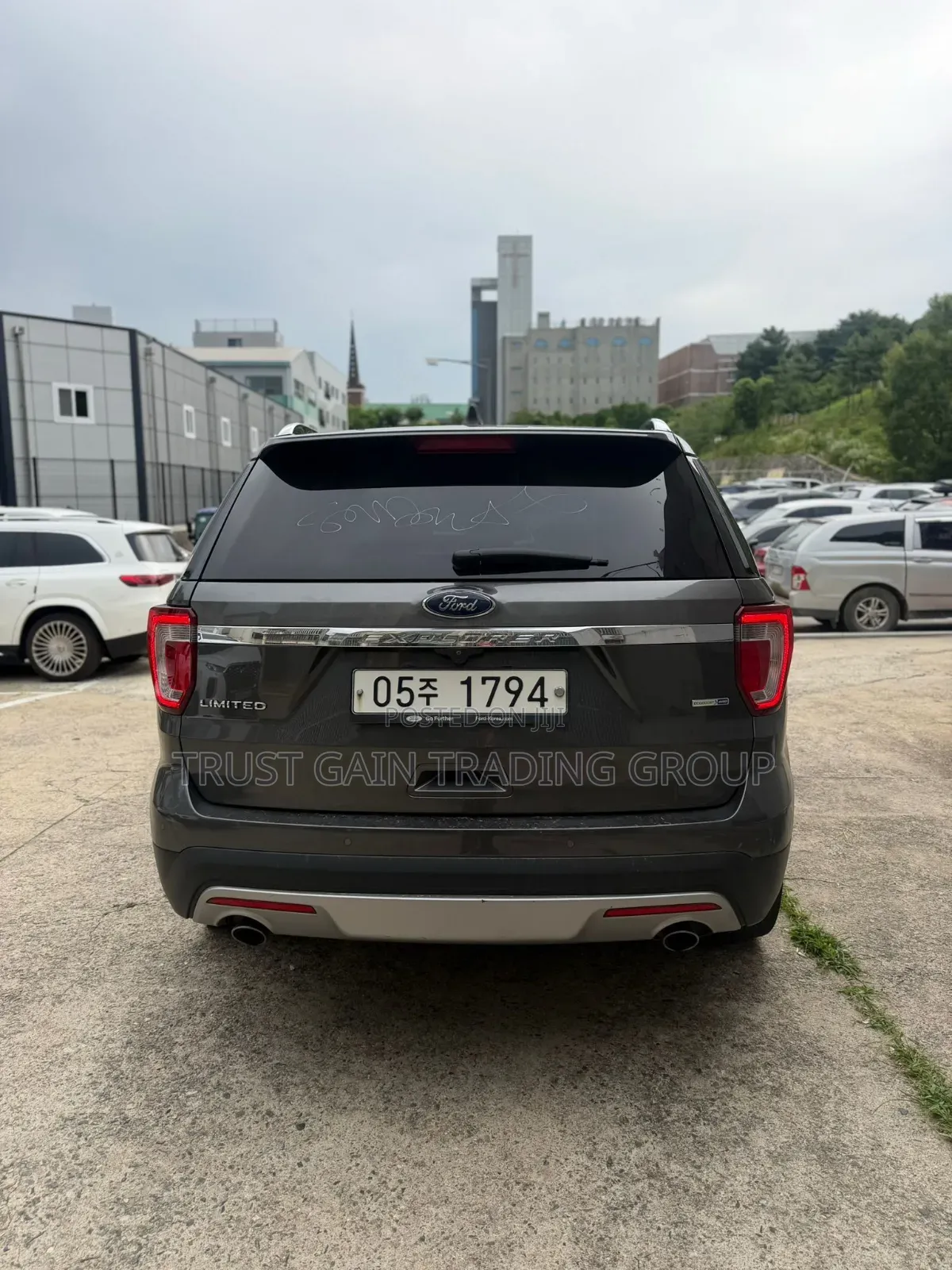 Ford Explorer Base 4dr 4x4 (2.3L 4cyl 6A) 2017 Silver