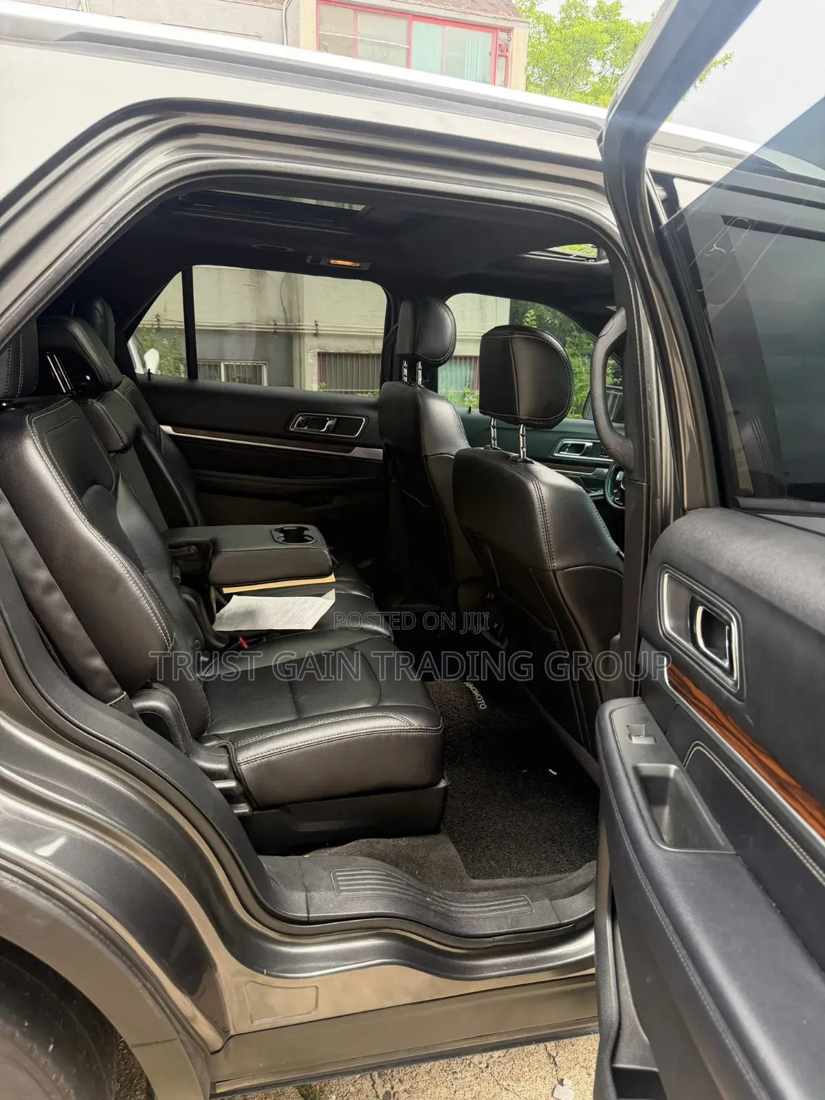 Ford Explorer Base 4dr 4x4 (2.3L 4cyl 6A) 2017 Silver