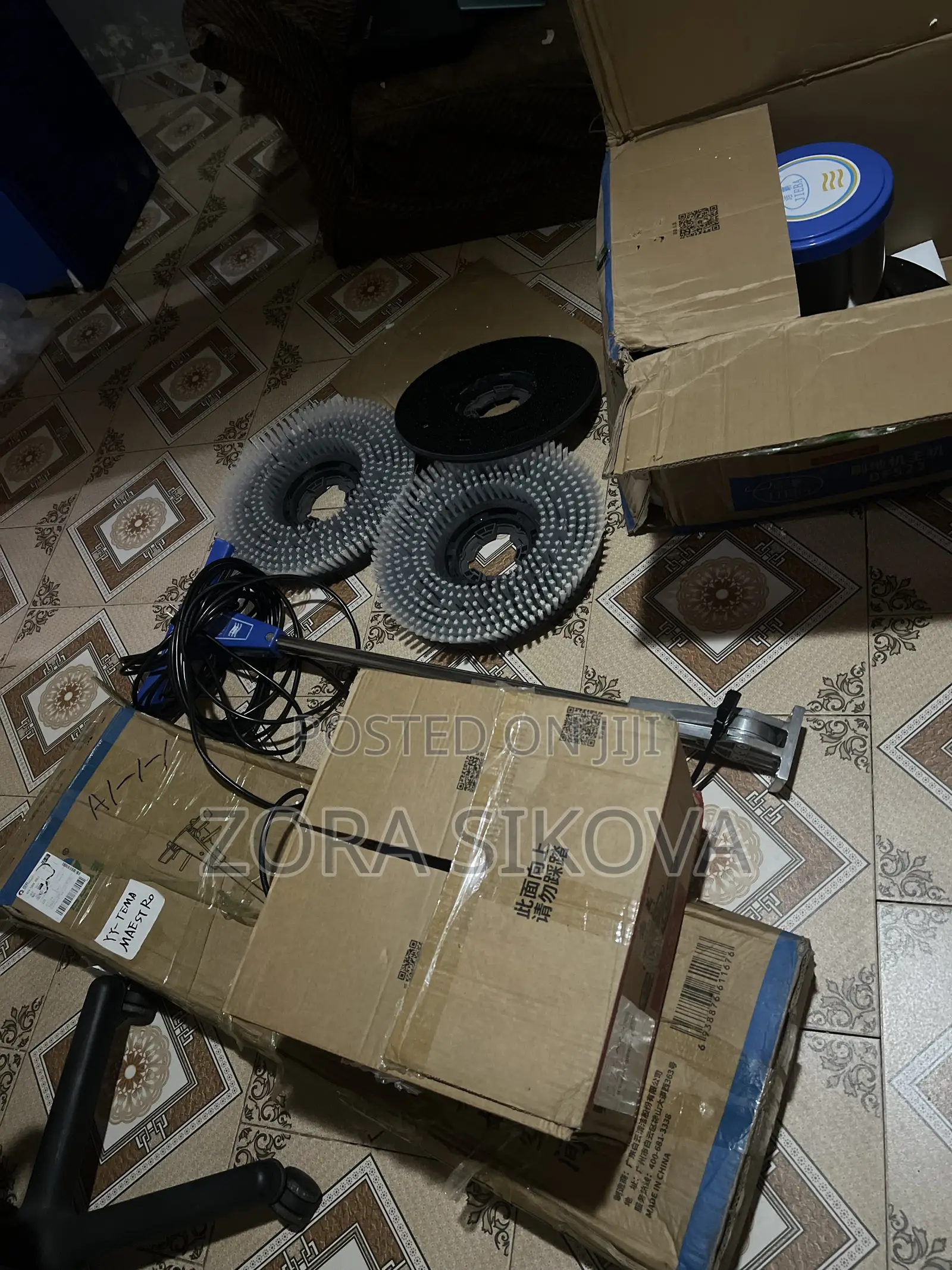 Multiple Purposes Scrubbing Machine