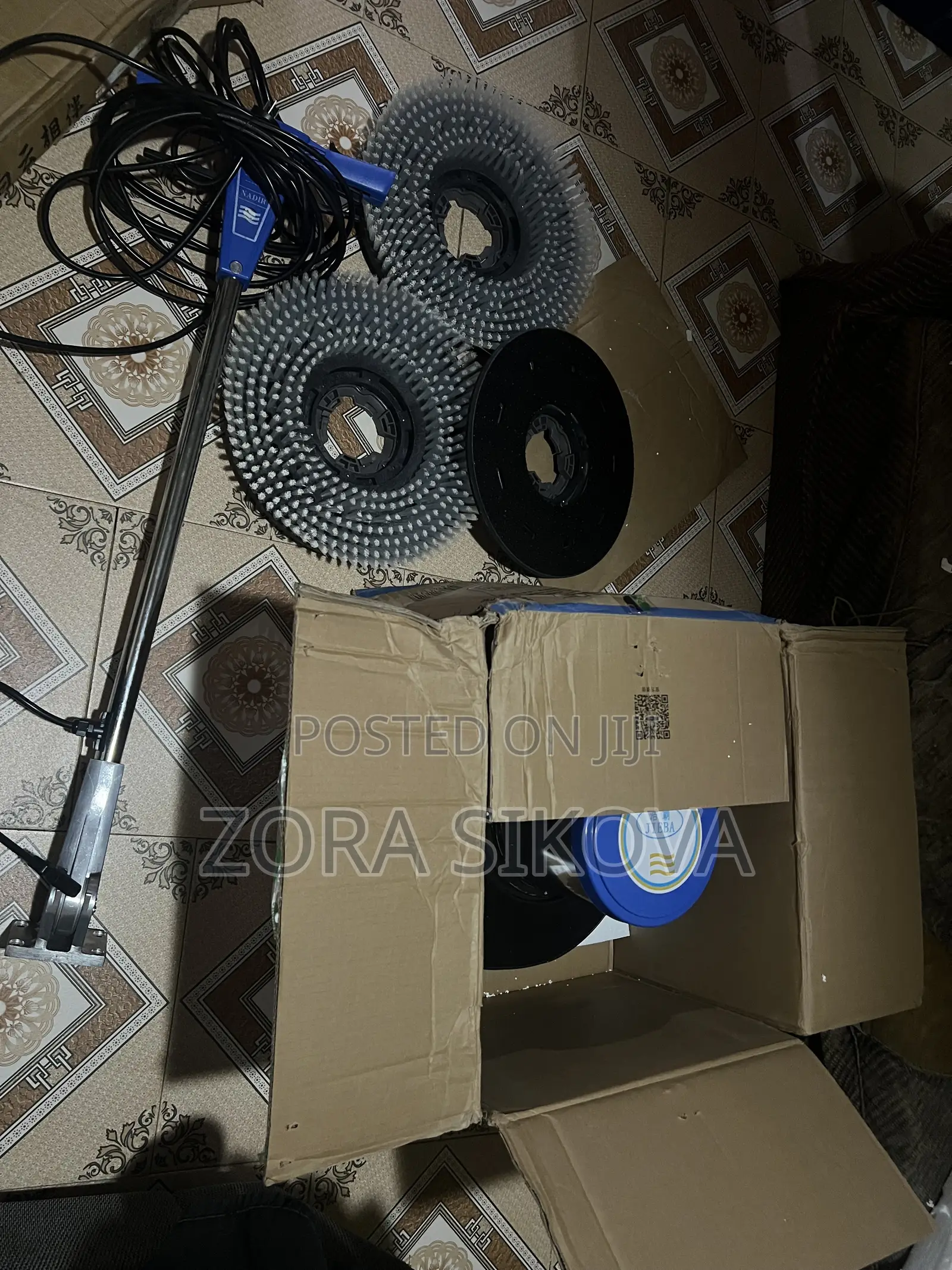Multiple Purposes Scrubbing Machine