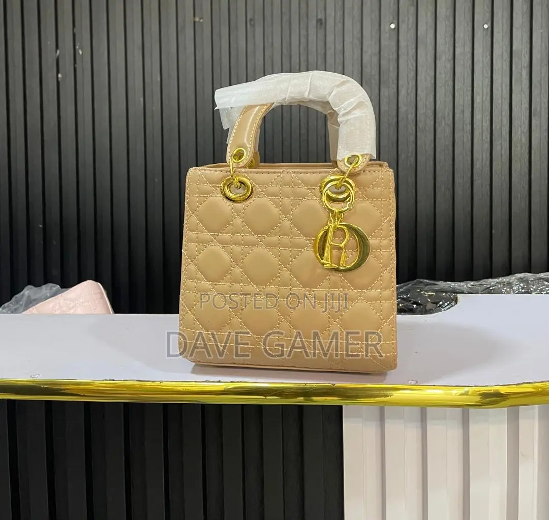 Ladies Quality Hand Bag