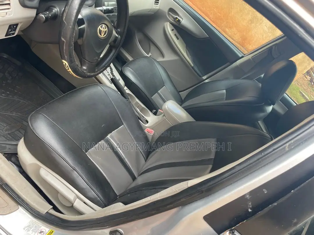 Toyota Corolla S 4dr Sedan (1.8L 4cyl 4A) 2012 Silver