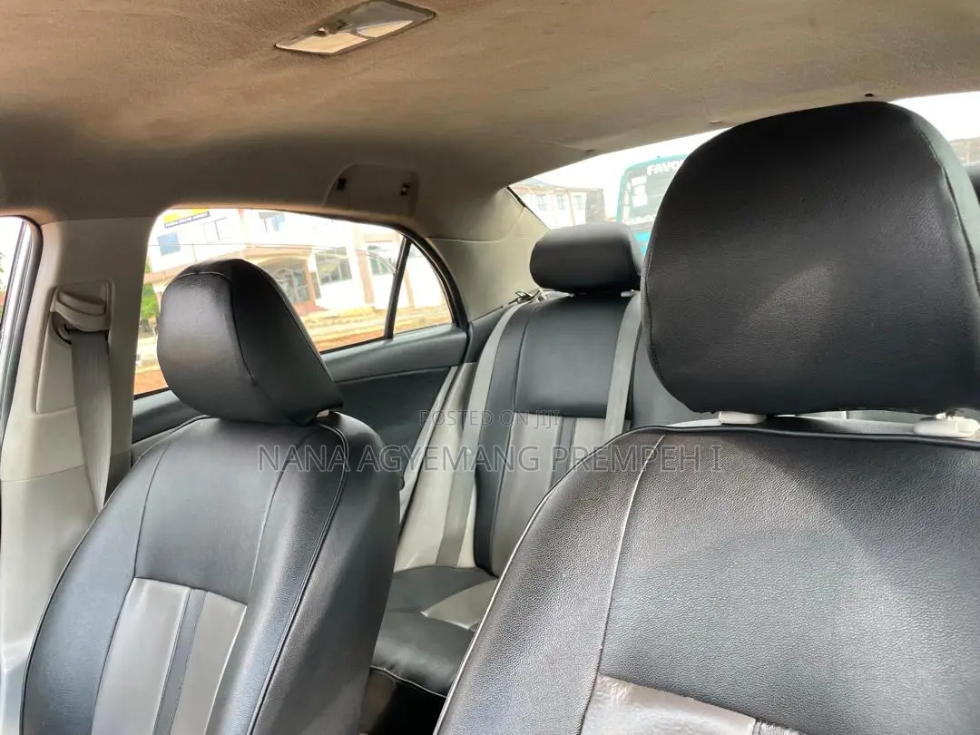Toyota Corolla S 4dr Sedan (1.8L 4cyl 4A) 2012 Silver