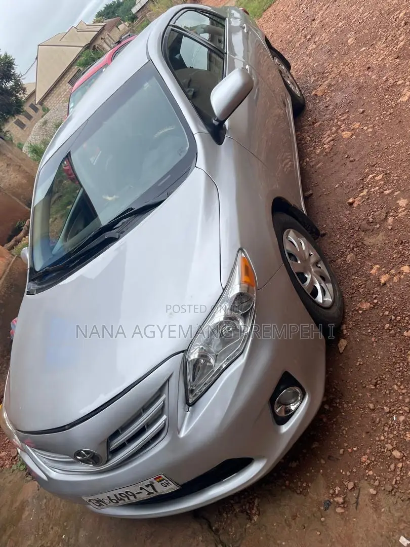 Toyota Corolla S 4dr Sedan (1.8L 4cyl 4A) 2012 Silver