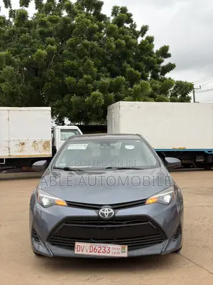 Toyota Corolla LE 4dr Sedan (1.8L 4cyl CVT) 2017 Gray