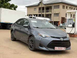 Toyota Corolla LE 4dr Sedan (1.8L 4cyl CVT) 2017 Gray