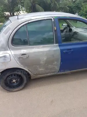 Nissan Micra 2004 Gray