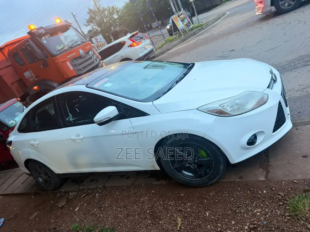 Ford Focus 2012 White