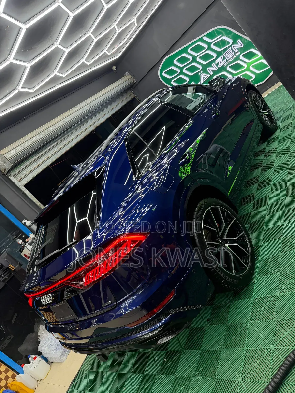 Audi Q8 55 Premium AWD quattro 2020 Blue