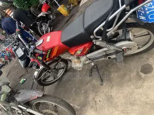Royal RY125 2025 Red