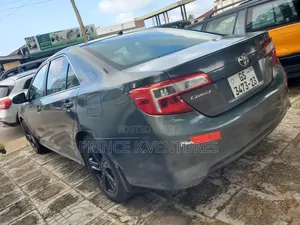 Toyota Camry L 4dr Sedan (2.5L 4cyl 6A) 2014 Beige