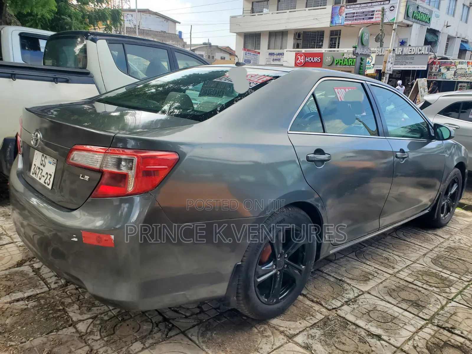 Toyota Camry L 4dr Sedan (2.5L 4cyl 6A) 2014 Beige