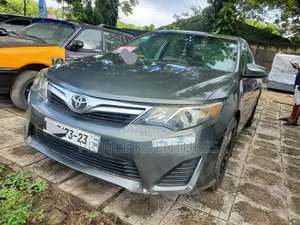 Toyota Camry L 4dr Sedan (2.5L 4cyl 6A) 2014 Beige
