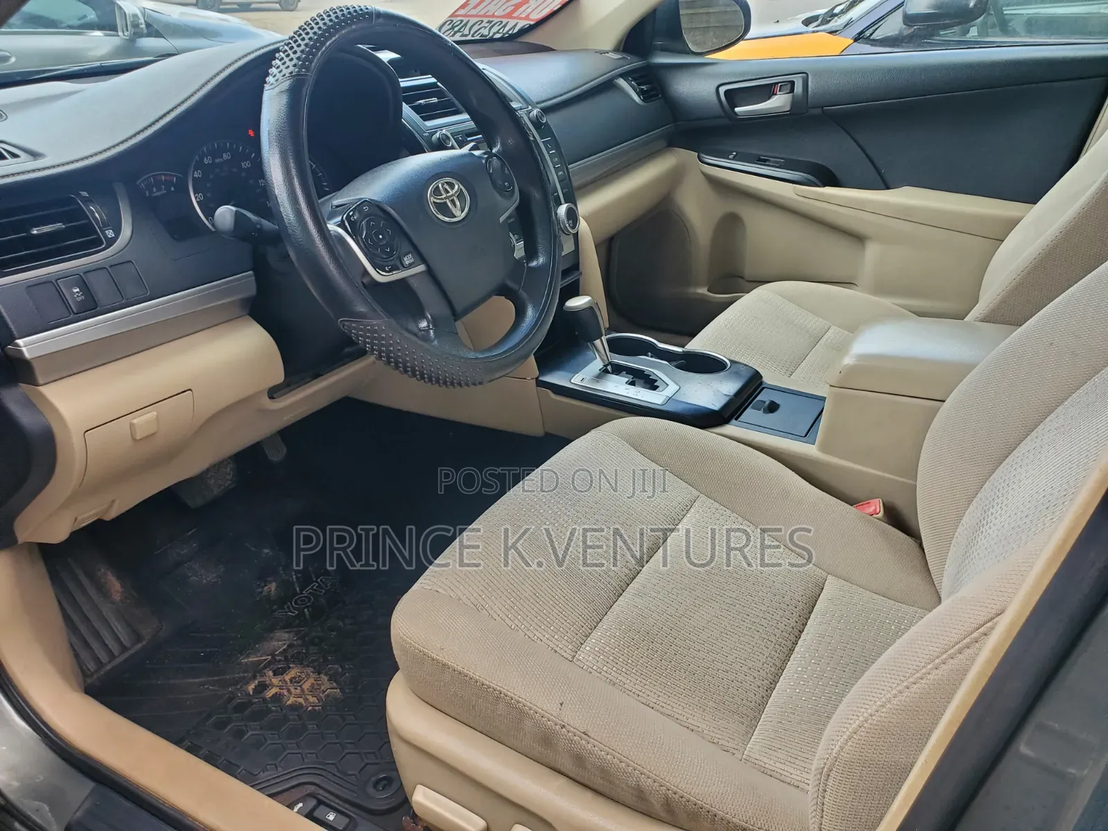 Toyota Camry L 4dr Sedan (2.5L 4cyl 6A) 2014 Beige