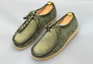 Original Clark’S Wallabees in Colours