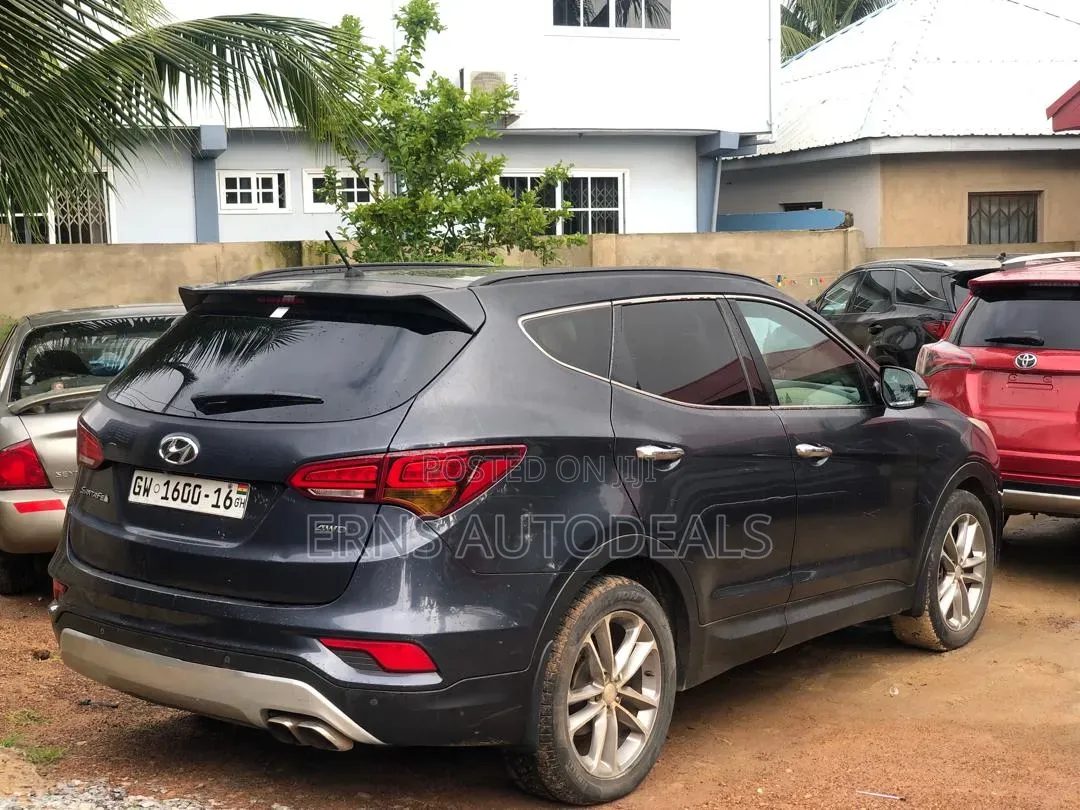 Hyundai Santa Fe Limited AWD 2016 Black