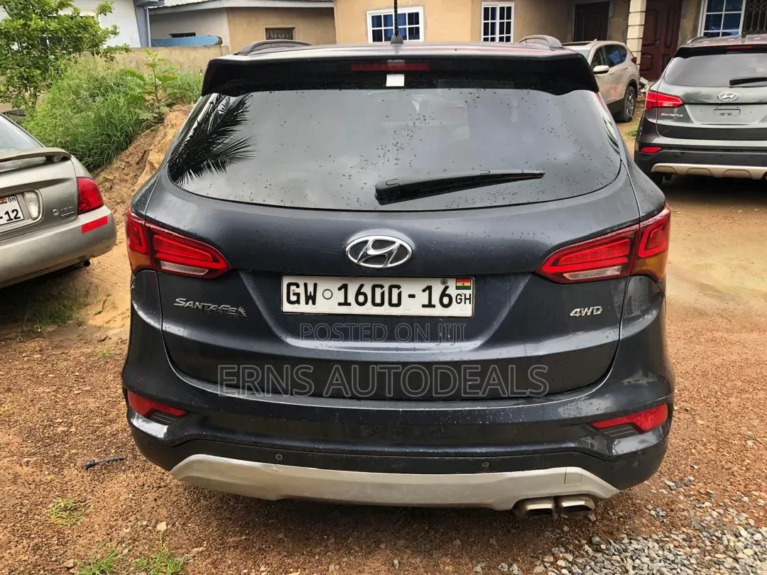 Hyundai Santa Fe Limited AWD 2016 Black