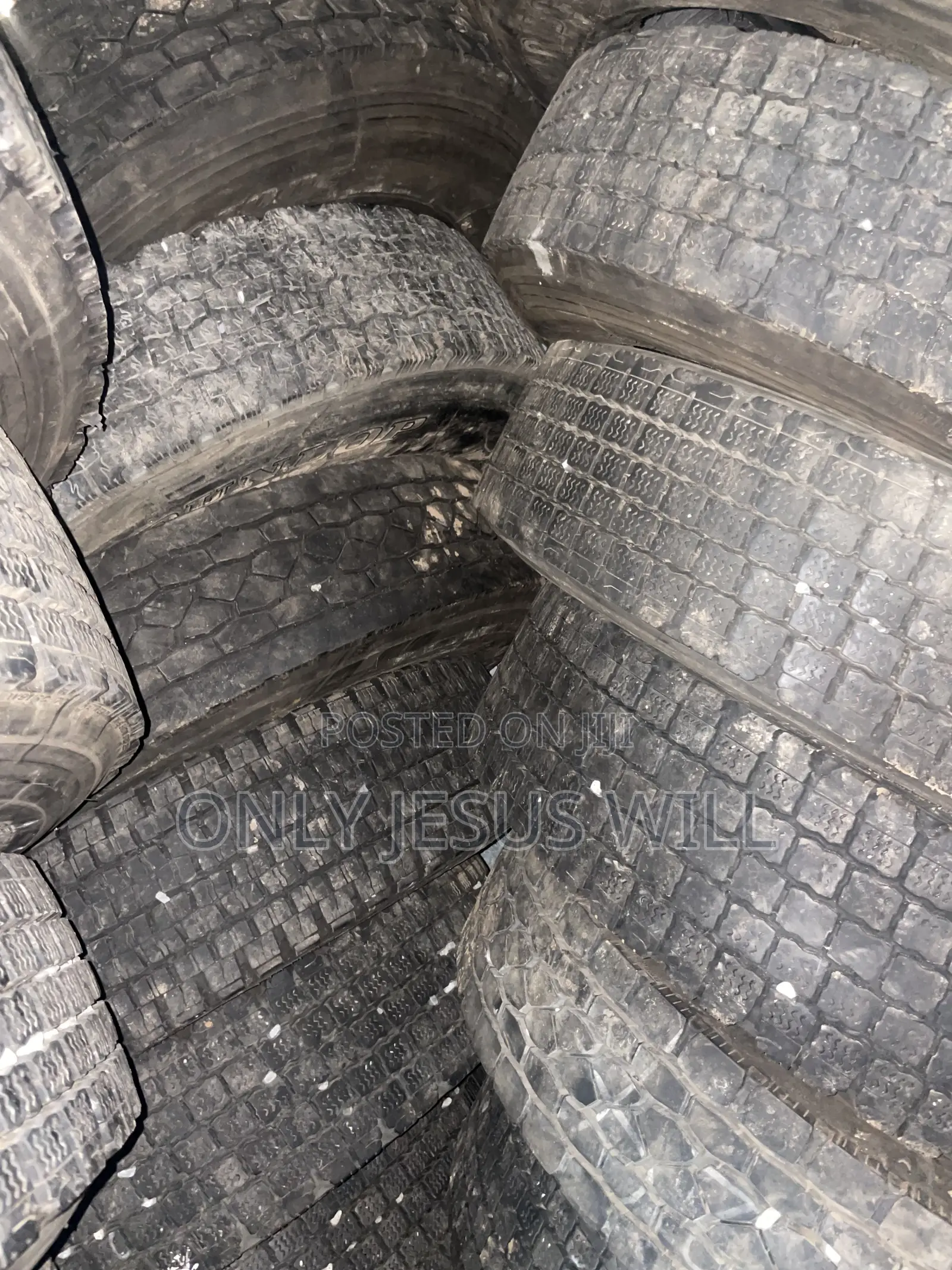 225/80/17.5. Tires
