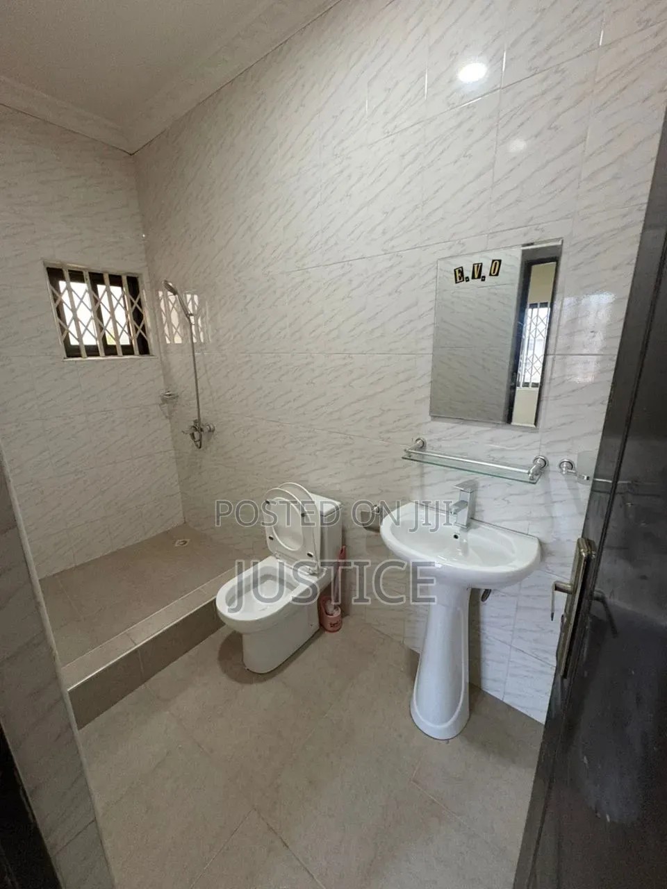 3bdrm Duplex in Oyarifa, Pentecost for rent
