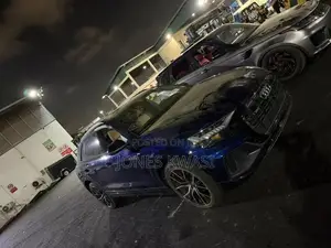 Audi Q8 55 Premium AWD quattro 2020 Blue