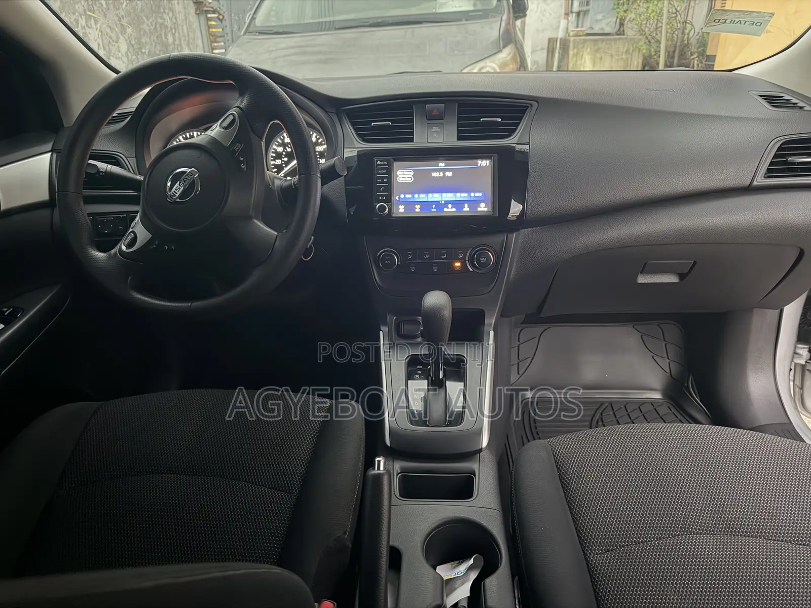Nissan Sentra 2019 Gray