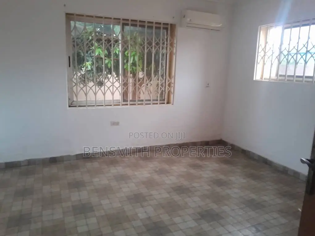 4bdrm House in Oyarifa for rent