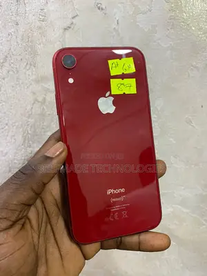 Apple iPhone XR 64 GB Red