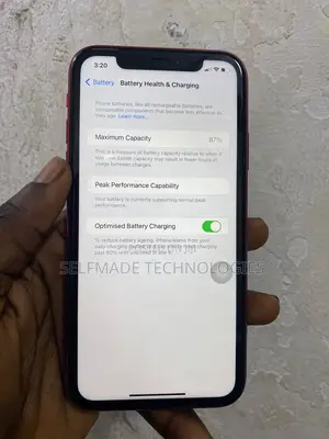 Apple iPhone XR 64 GB Red