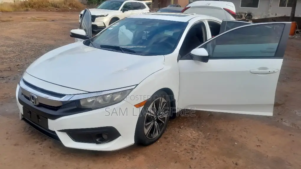 Honda Civic EX-L 4dr Sedan (1.5L 4cyl) 2017 White