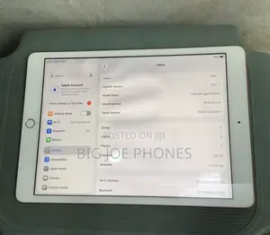 New Apple iPad 10.2 (2021) 128 GB Gray