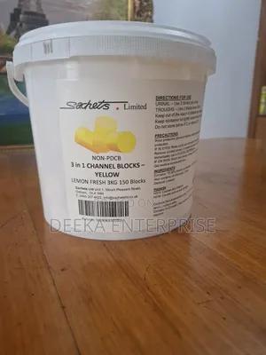 Sachets 3in1 Urinal Blocks in Bucket