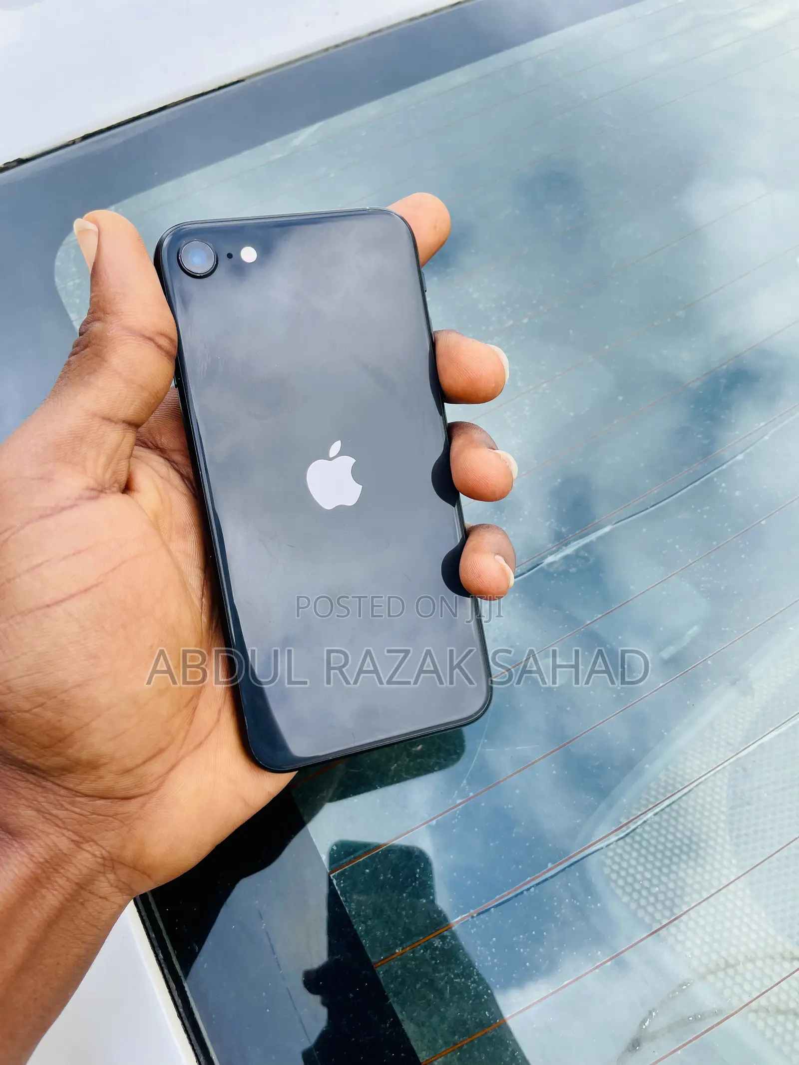 Apple iPhone SE 64 GB Black