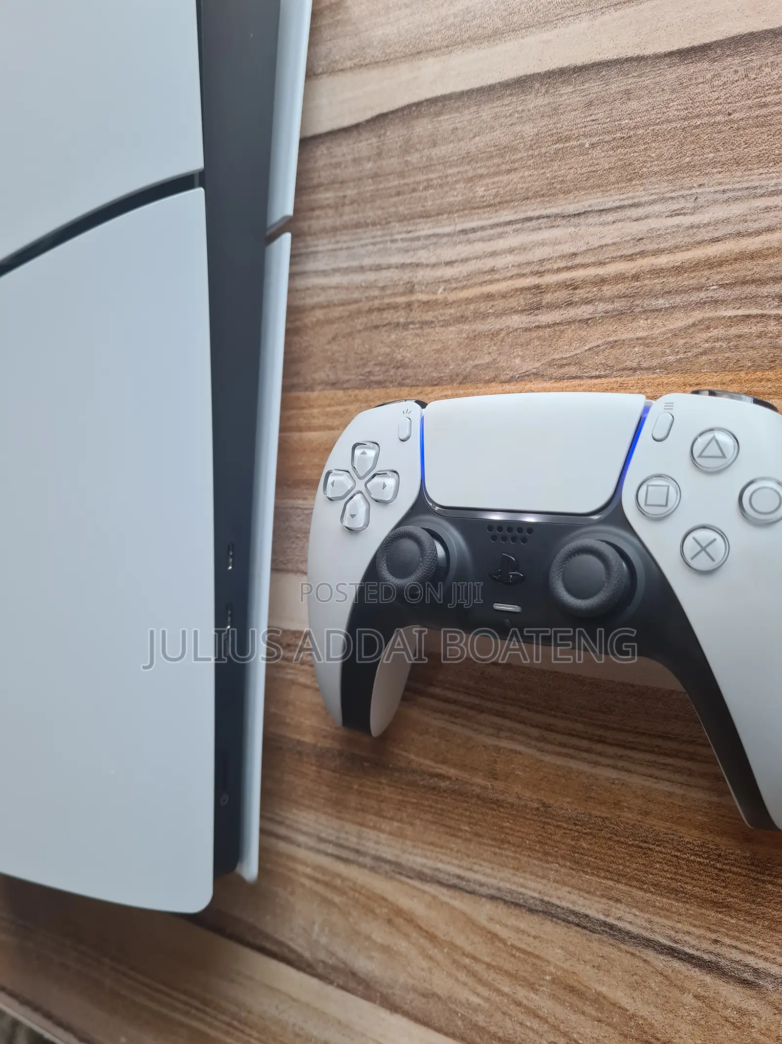 Playstation 5 Digital Edition With Box (Slightly Used) Ps5
