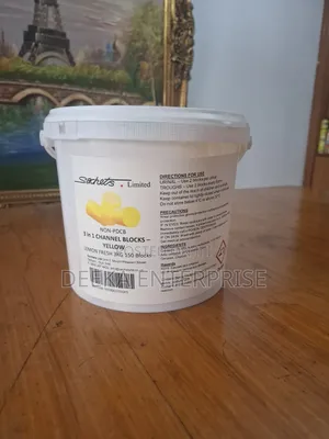Sachets 3in1 Urinal Blocks in Bucket