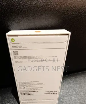 New Apple iPhone 17 Pro Max 1 TB Orange
