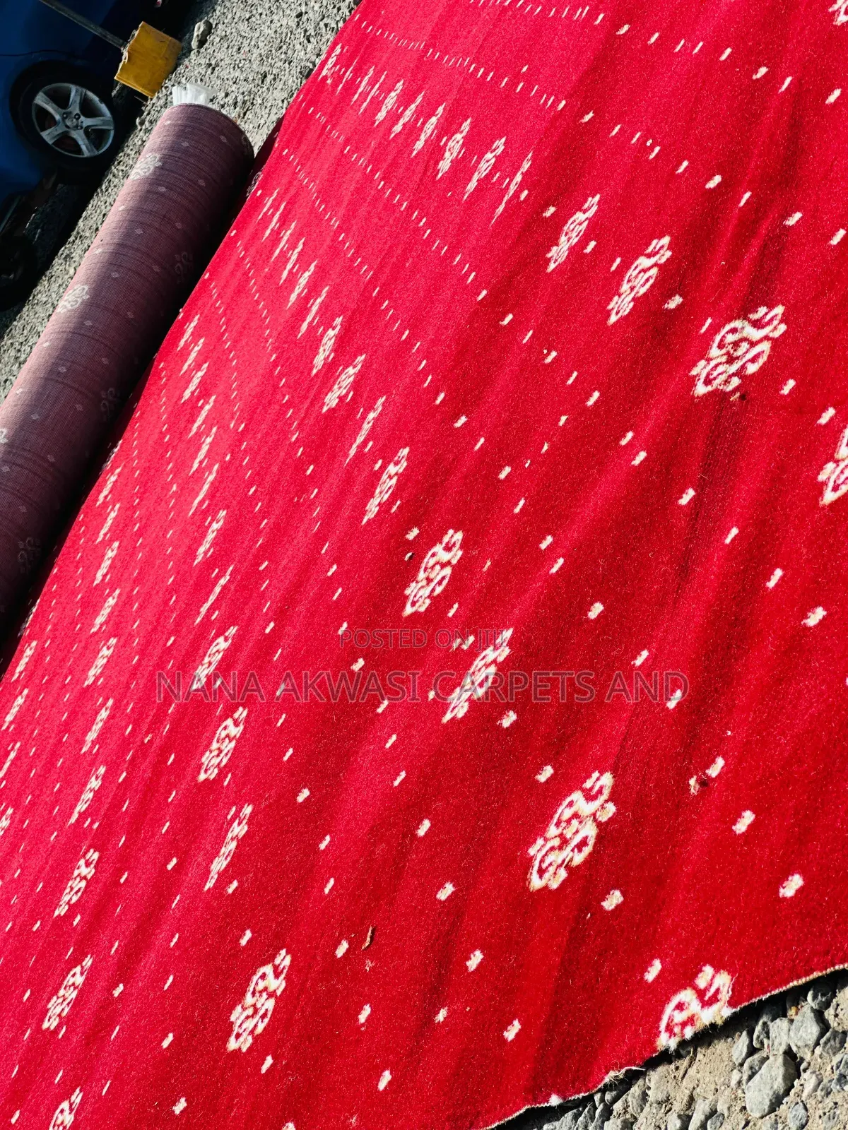 Design Woolen Carpet for Conference Rooms, Pulpit, Churches Etc