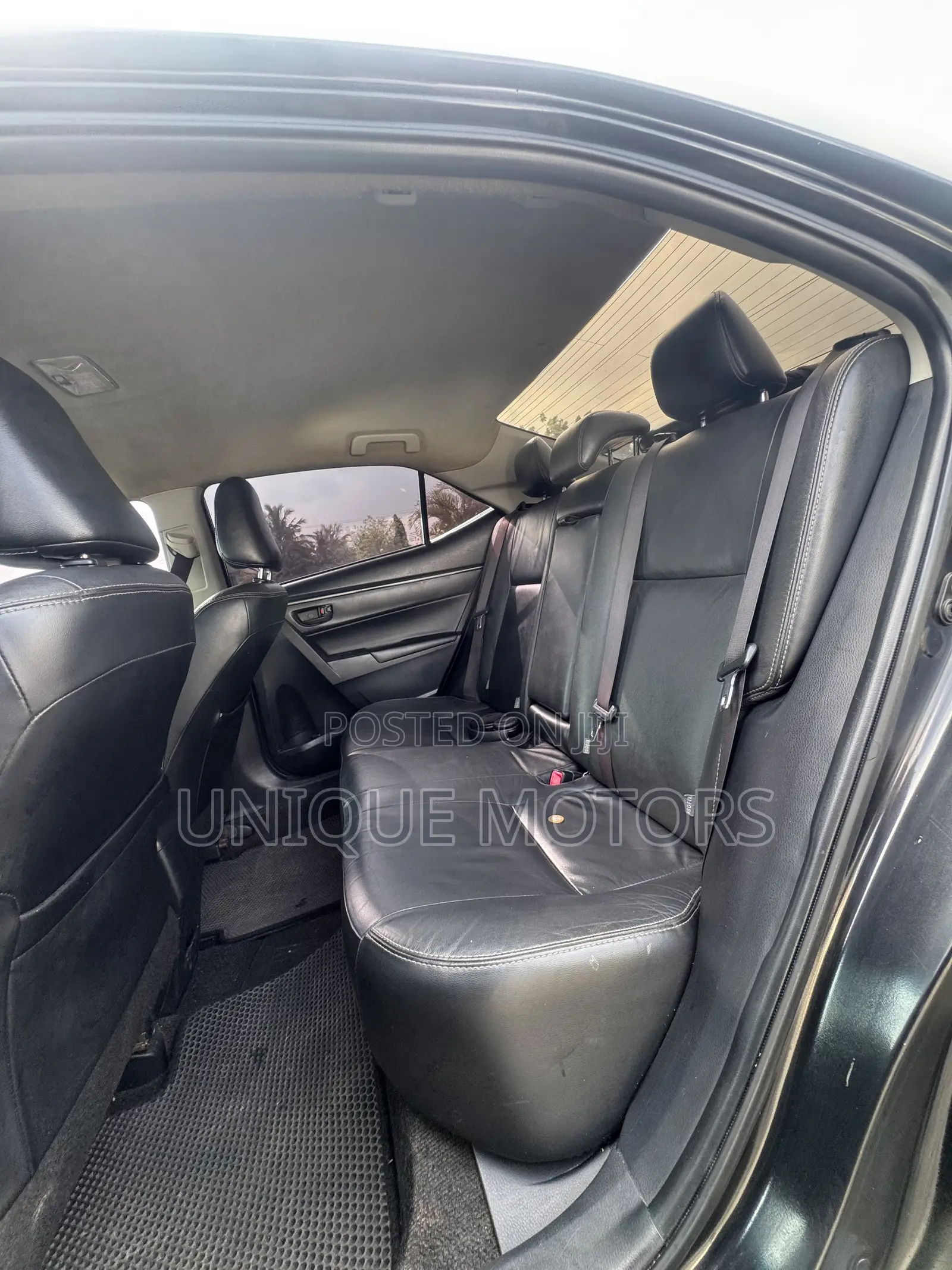 Toyota Corolla Altis 2016 Black