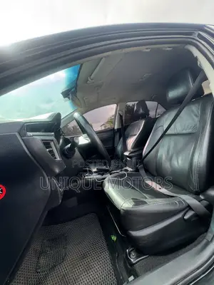 Toyota Corolla Altis 2016 Black