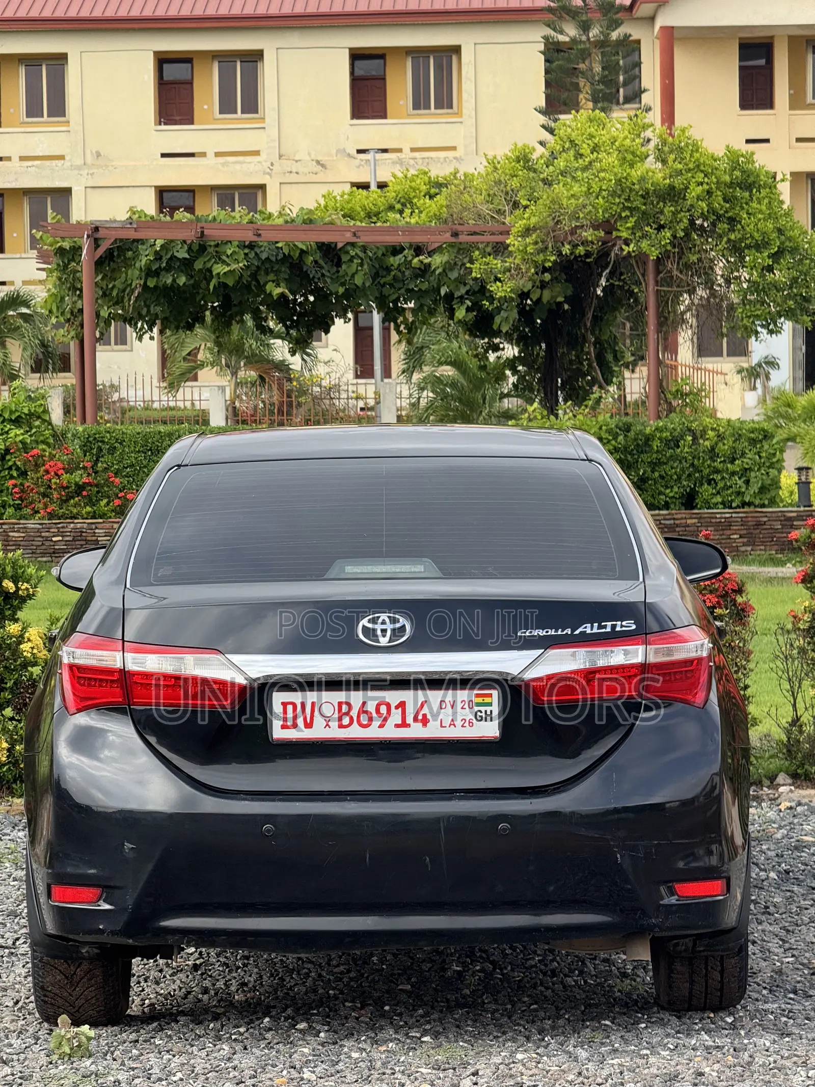 Toyota Corolla Altis 2016 Black