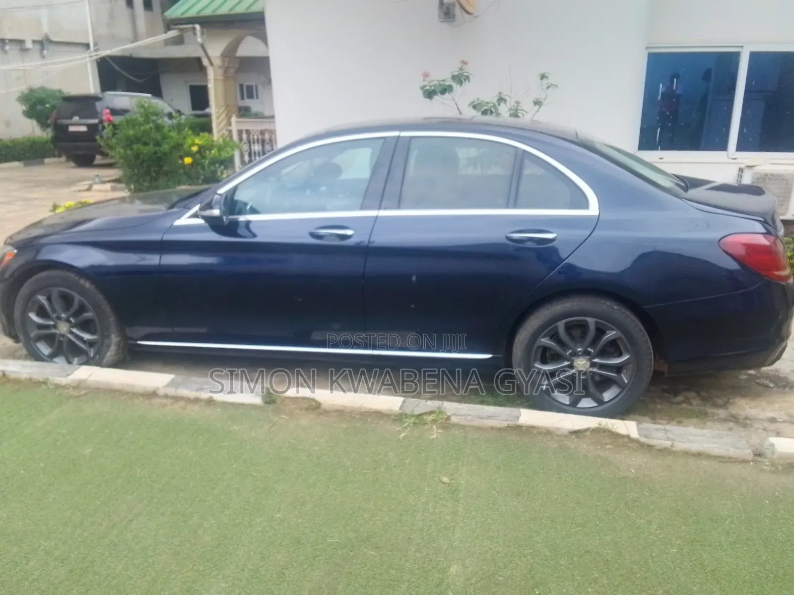 Mercedes-Benz C300 2021 Black