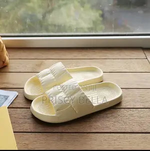Cloud Cushion Bathroom Slippers