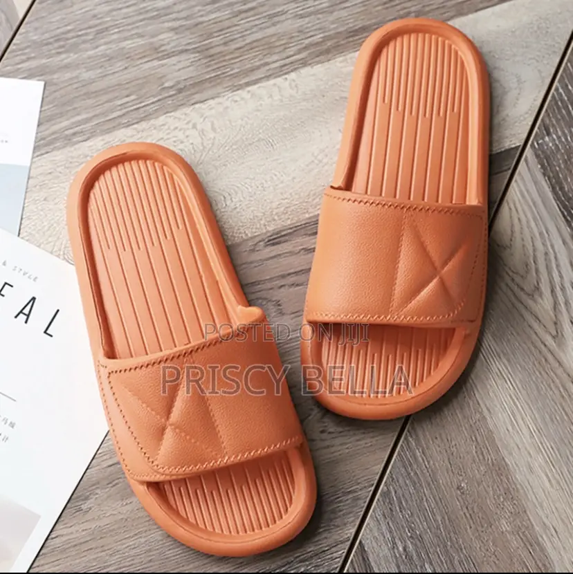 Cloud Cushion Bathroom Slippers