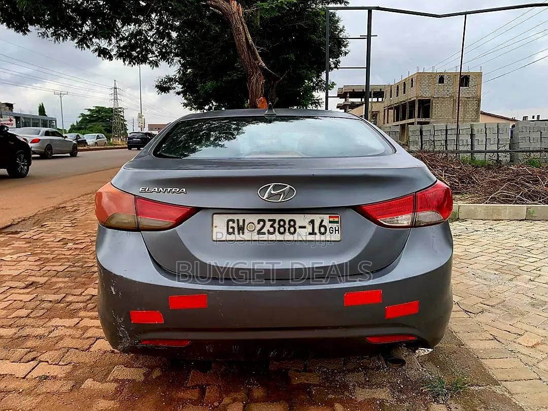 Hyundai Elantra 2012 Gray